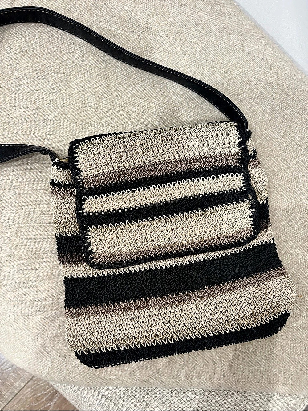 Y2K crochet crossbody bag